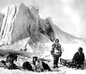 Inupiat dogs near the Bering Sea. Source: Getchell
Library